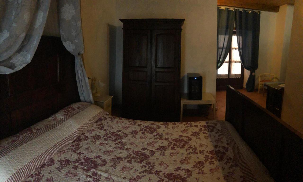 Agriturismo La Ca Veja Monforte dʼAlba Exteriér fotografie